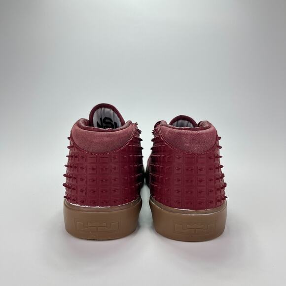 Nike Lebron XIII Red Lifestyle Trainers Shoes Sneakers 806396-600 Men\'s Size 10 main image 10